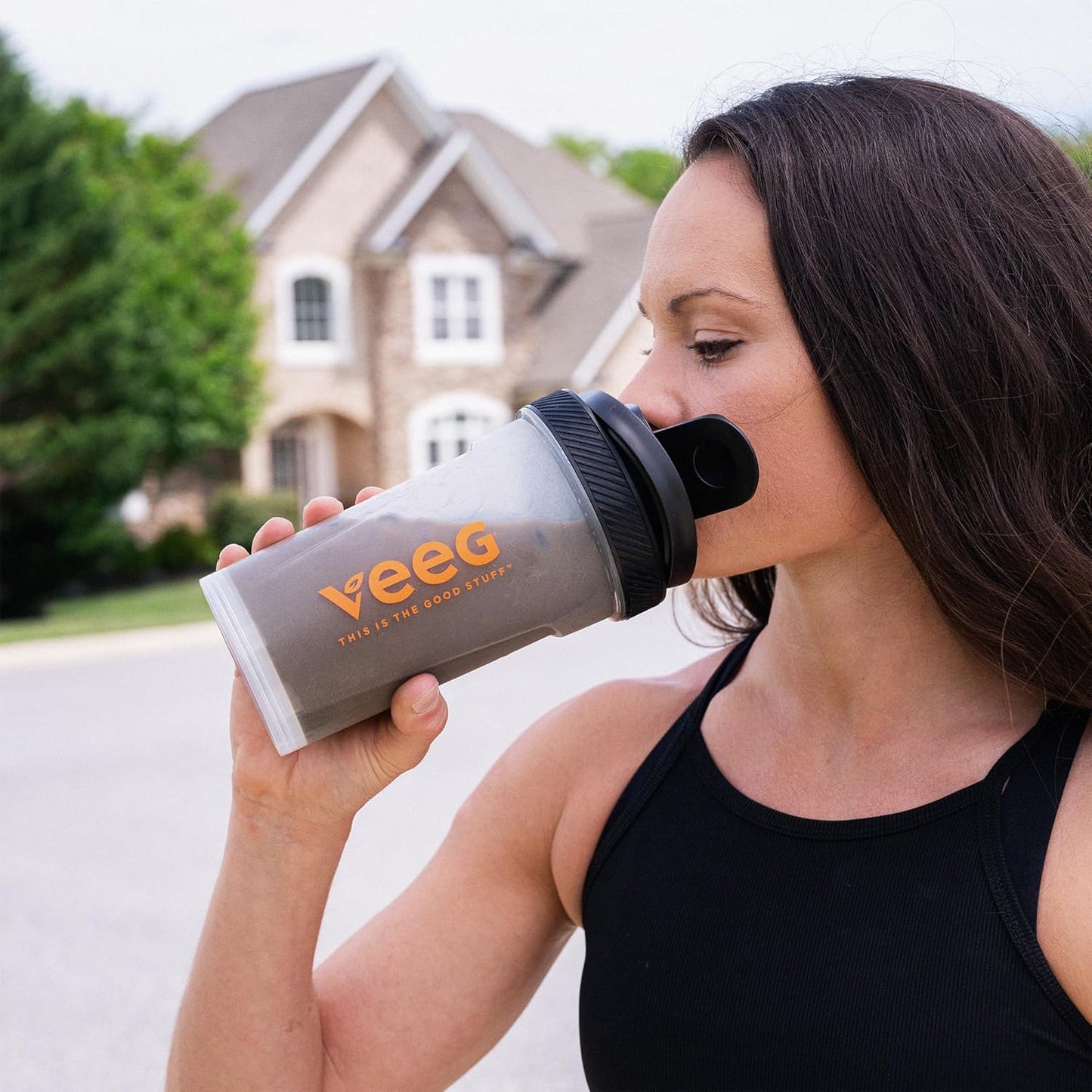 24 oz Veeg Fitness Shaker Bottle with Mixing Ball - Leak-Proof, Durable, BPA-Free Protein Shaker for Smooth Blends - Ideal for Protein Shakes, Pre-Workout, Gym, and Travel