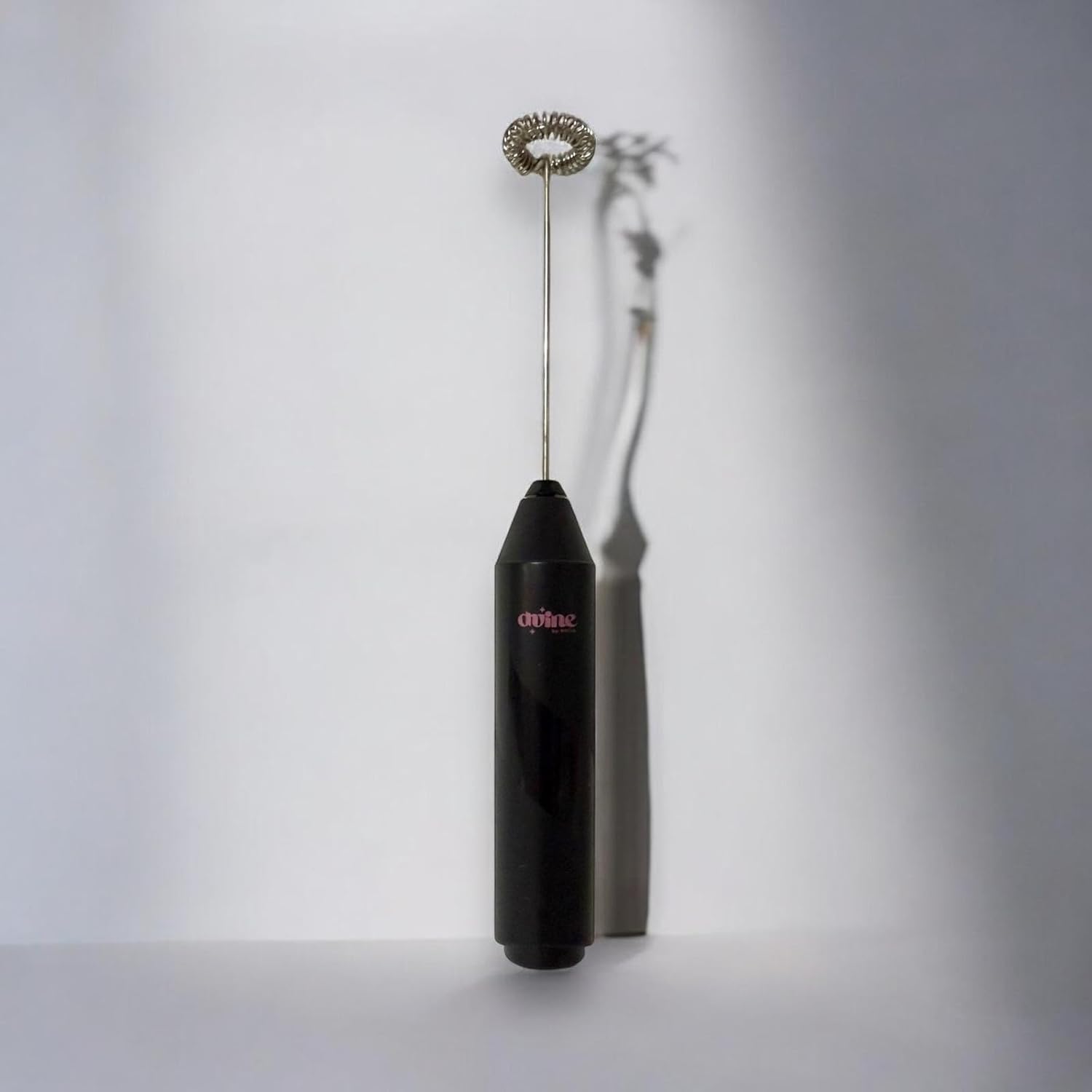 dvine by kmila Collagen Peptides Powder 28 Count with Biotin, Vitamin C & Hyaluronic Acid for Skin, Hair, Nail & Joint Support + Free Milk Frother