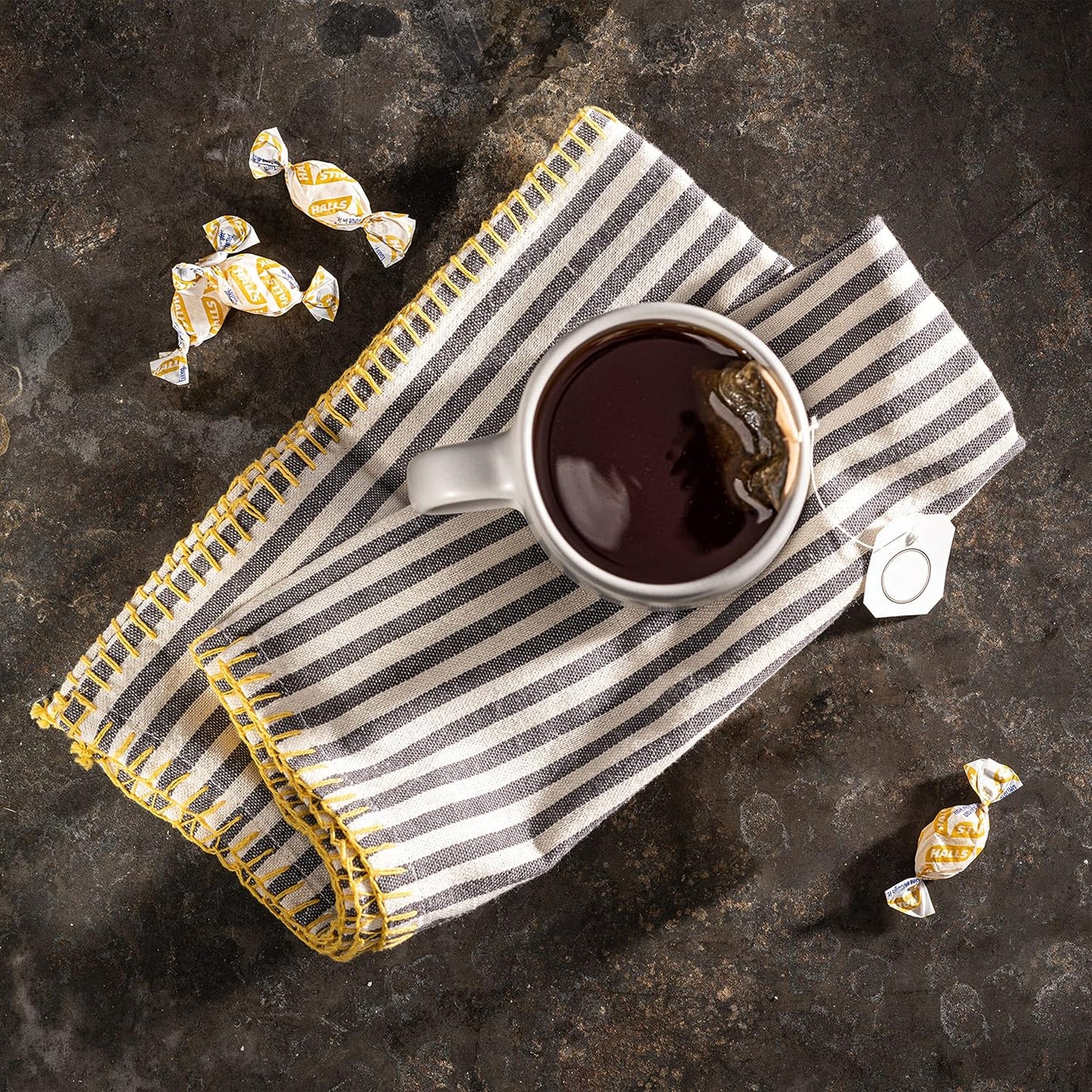 Economy Pack of HALLS Defense Assorted Citrus Vitamin C Drops - 960 Total Drops, Dietary Supplement Drops