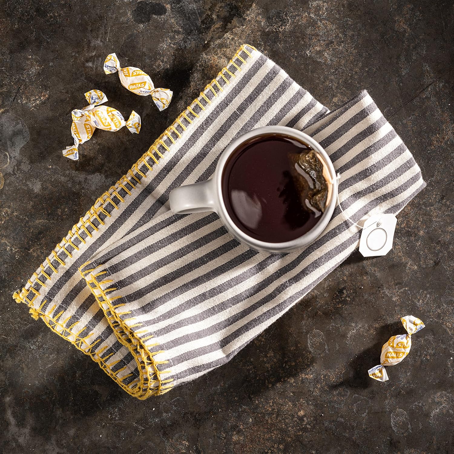 Economy Pack of HALLS Defense Assorted Citrus Vitamin C Drops - 960 Total Drops, Dietary Supplement Drops