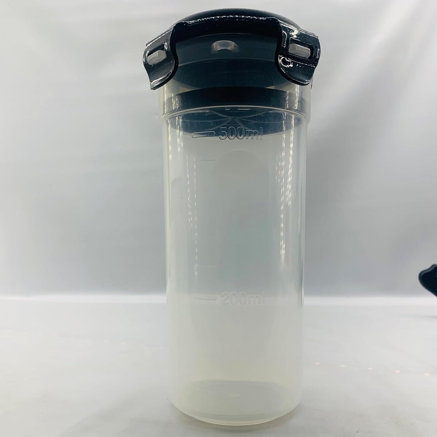 LockLock BisFree HPL934H Plastic Drink Mixer Bottle 500 mL with Capacity Markings & Leak-Proof Lid