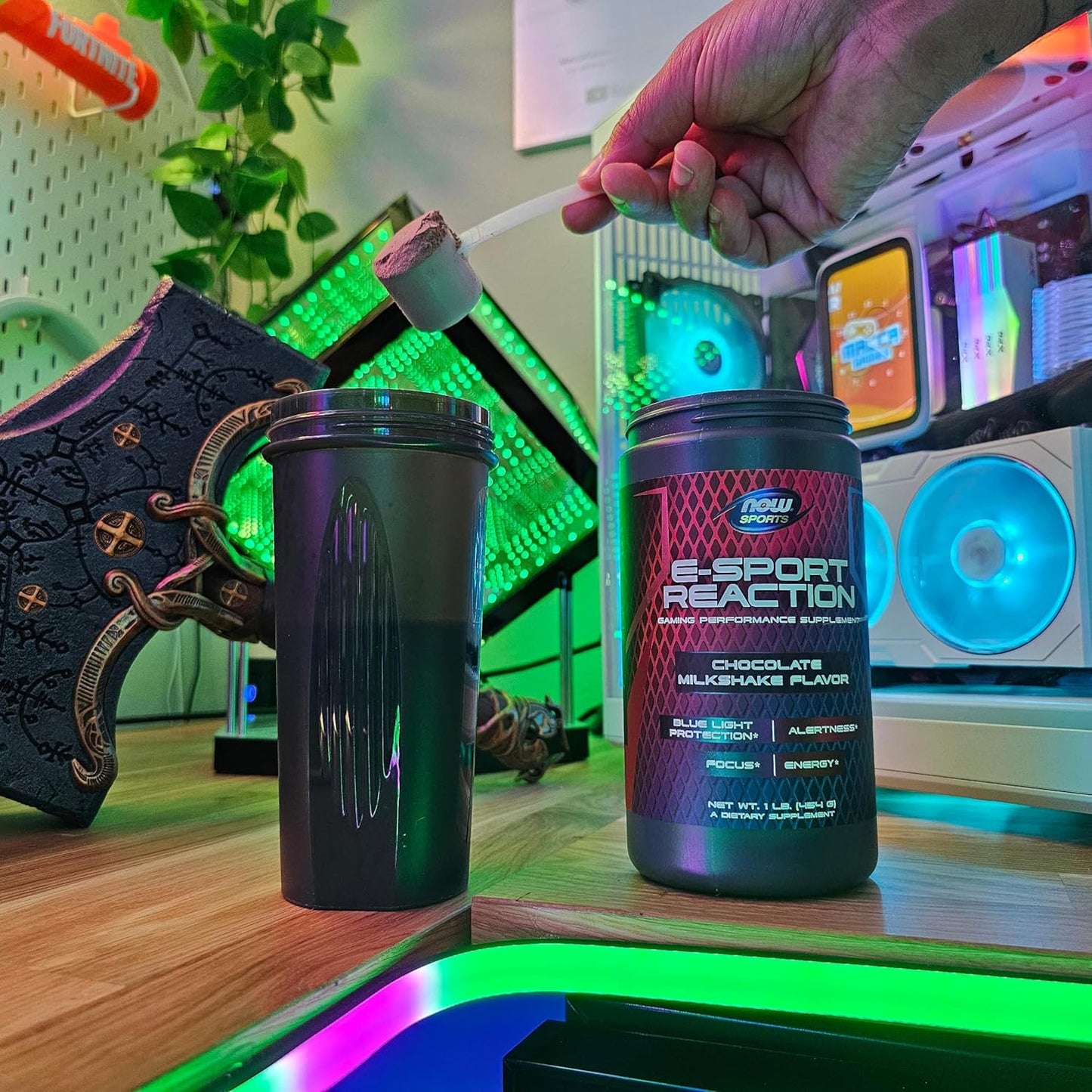 NOW Sports Esport Reaction Supplement - Chocolate Milkshake Flavor - Boost Gaming Performance with Crash-Free Energy and Blue Light Protection - 30 Servings