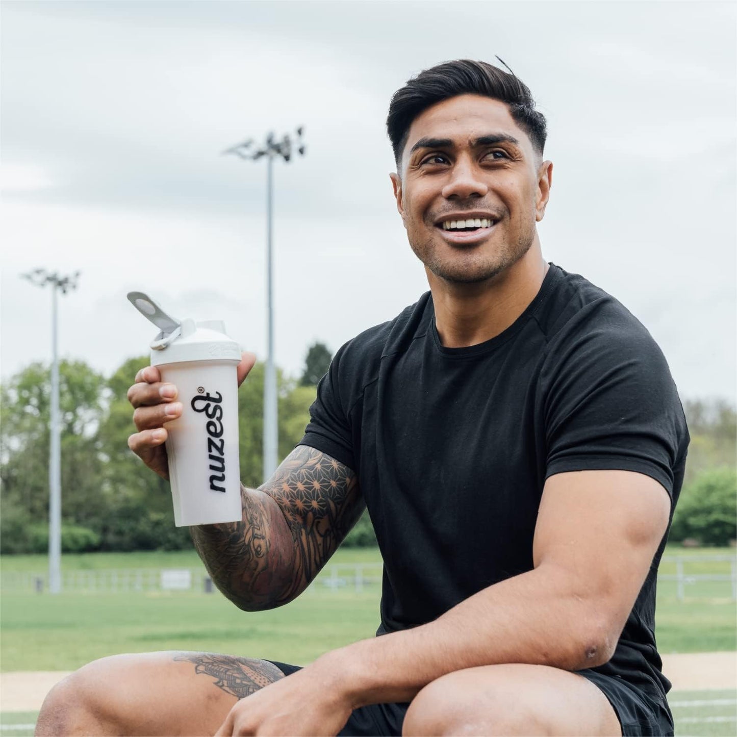 Nuzest Clean Lean Protein Powder - Premium Vegan Plant-Based Protein, Dairy-Free, Gluten-Free, GMO-Free, Rich Chocolate - 100 Servings, 5.5 lb