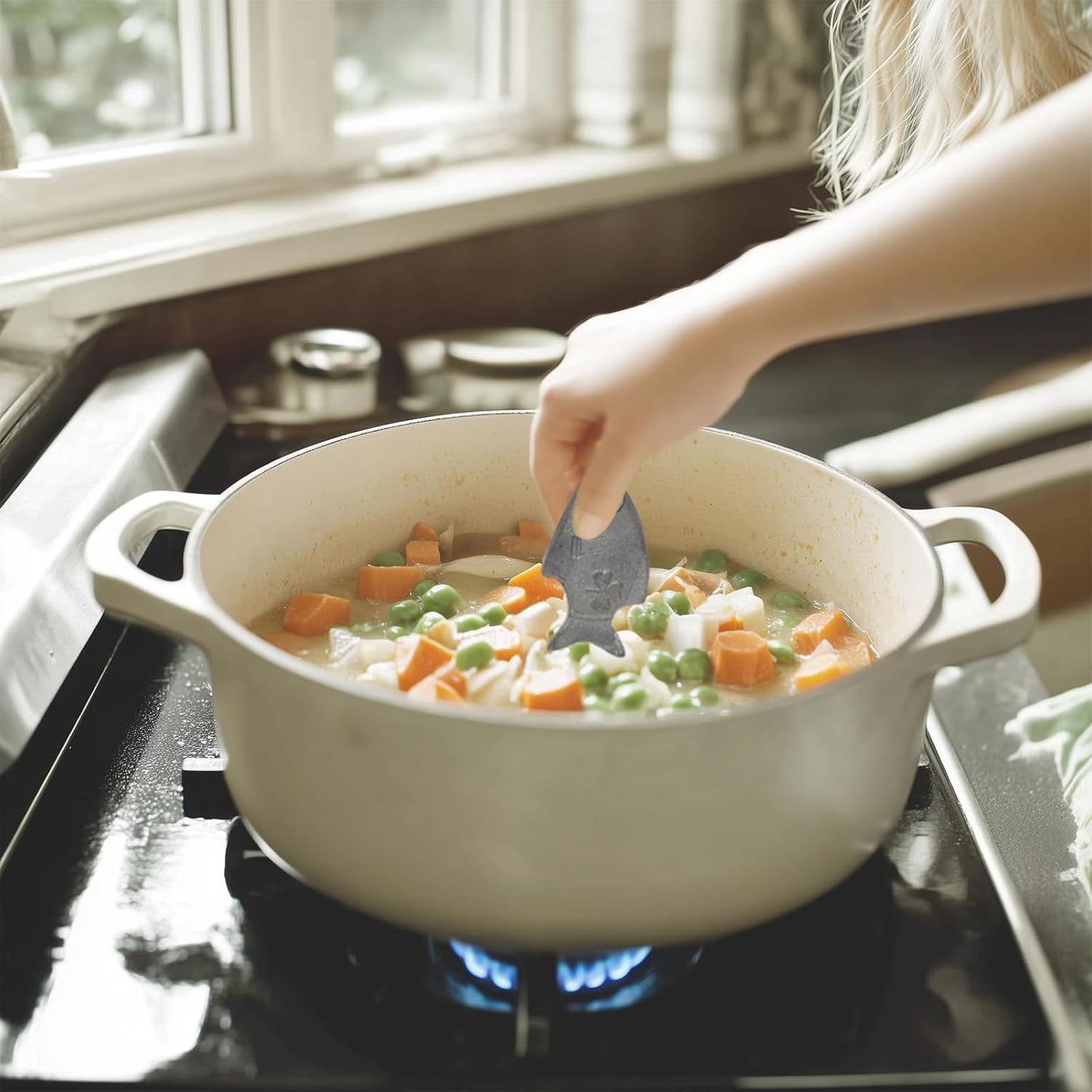 Set of 2 Amareu Iron Fish - Natural Iron Sources for Deficiency Prevention, Safe Cooking Tool with No Side Effects