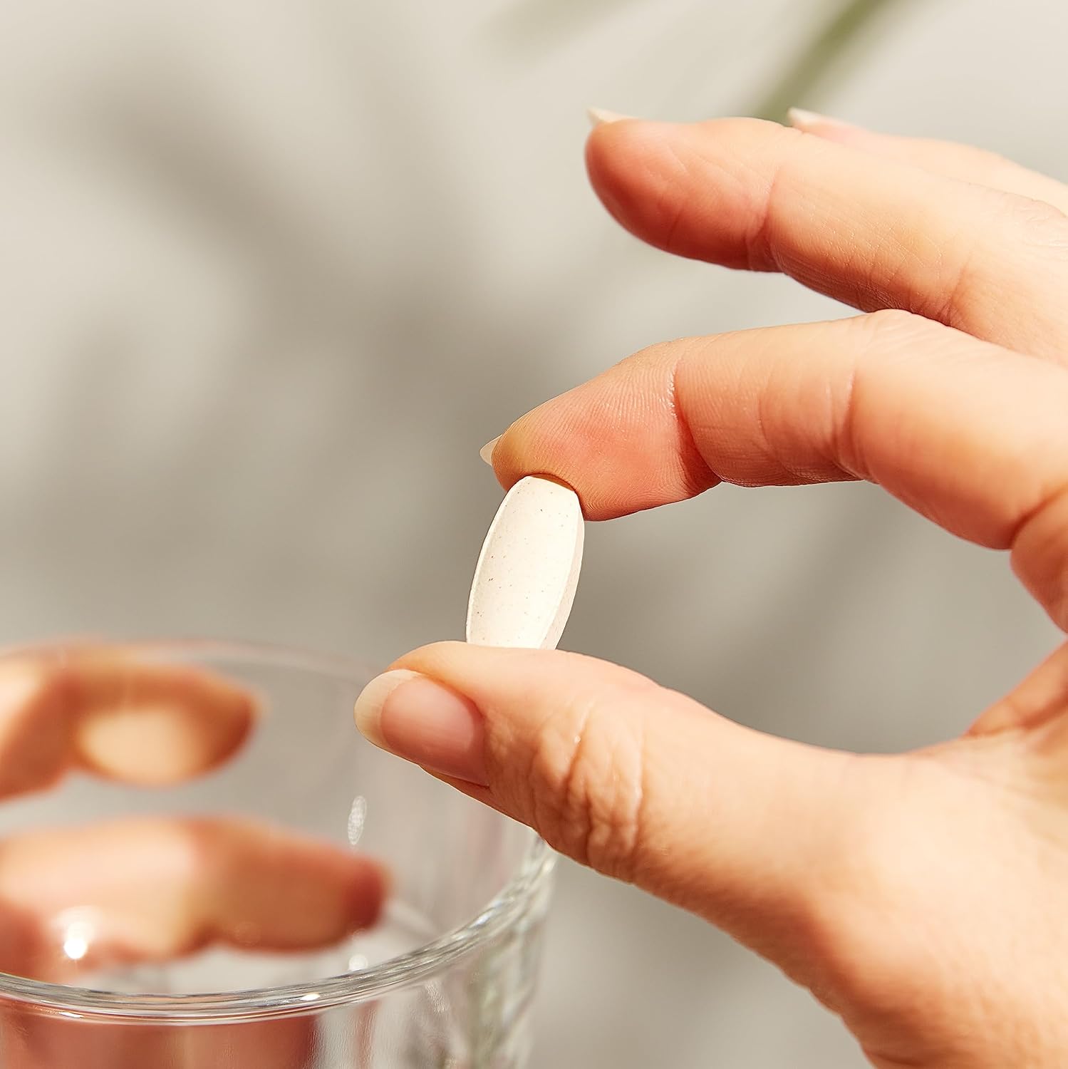 Solgar Vitamin C 1500mg Tablets with Rose Hips - Antioxidant & Immune Support - Non-GMO, Vegan, Gluten Free - 90 Servings