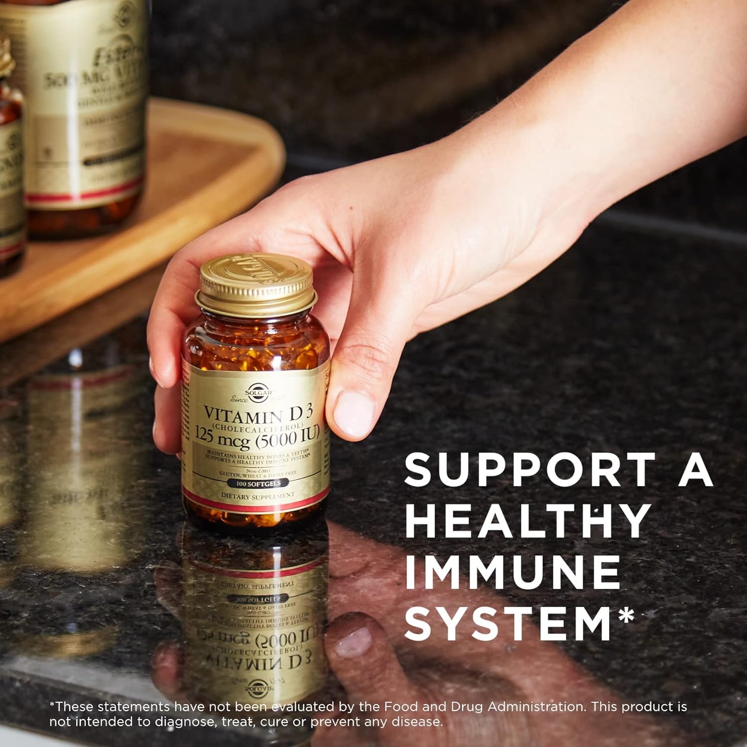 Solgar Vitamin D3 Softgels 10 mcg (400 IU) - Pack of 200 - Bone Health & Immune System Support - Non-GMO, Gluten Free