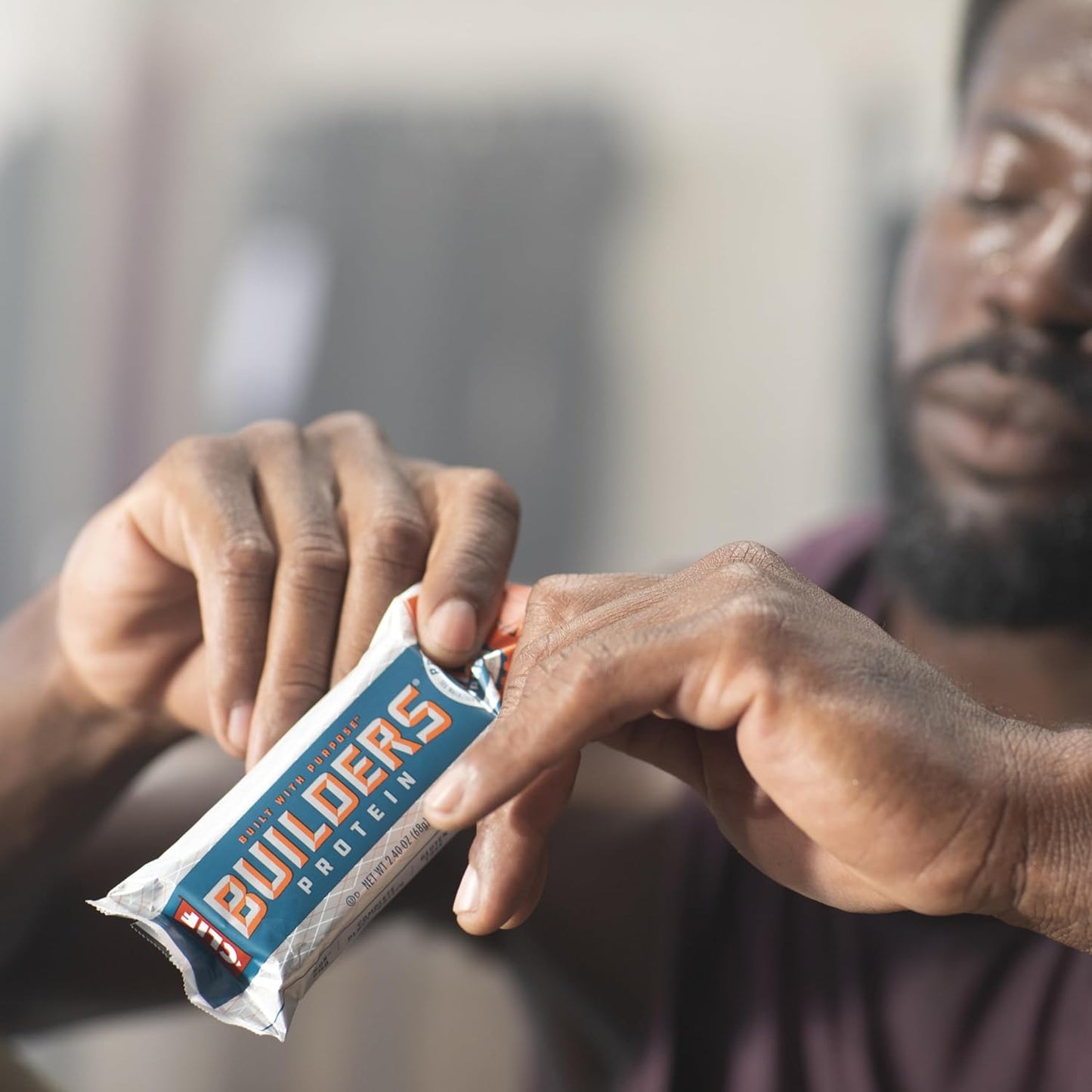 Variety Pack of CLIF Builder's Plant Based Protein Bars - Chocolate Peanut Butter and Vanilla Almond Flavors - Gluten Free, Non-GMO, Low Glycemic - 20g Protein - 2.4 oz bars - 10 Count