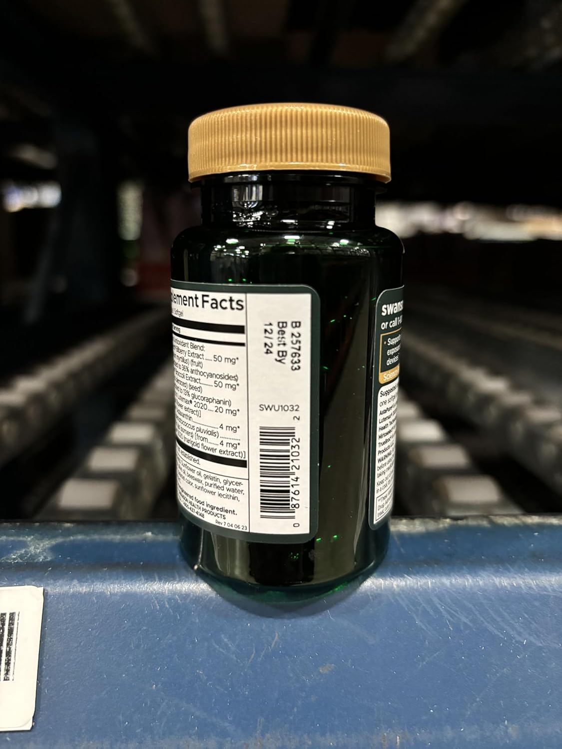 Vision Defense Antioxidant Supplement with Lutein, Zeaxanthin, Astaxanthin, Broccoli & Bilberry Extract - 60 Softgels