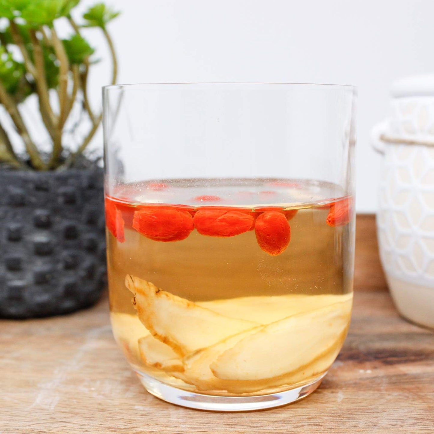 Wisconsin Grown American Ginseng Slices for Ginseng Tea - Long Strip Root, 2 Packs x 8oz