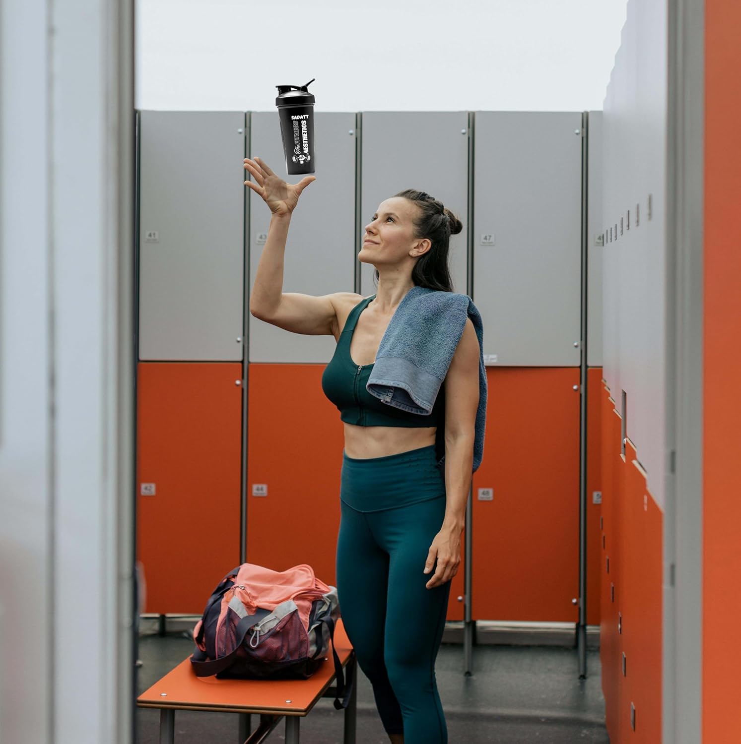 28 oz BPA-Free Protein Shaker Bottle for Gym and Pre-workout - Leak-Proof & Dishwasher Safe