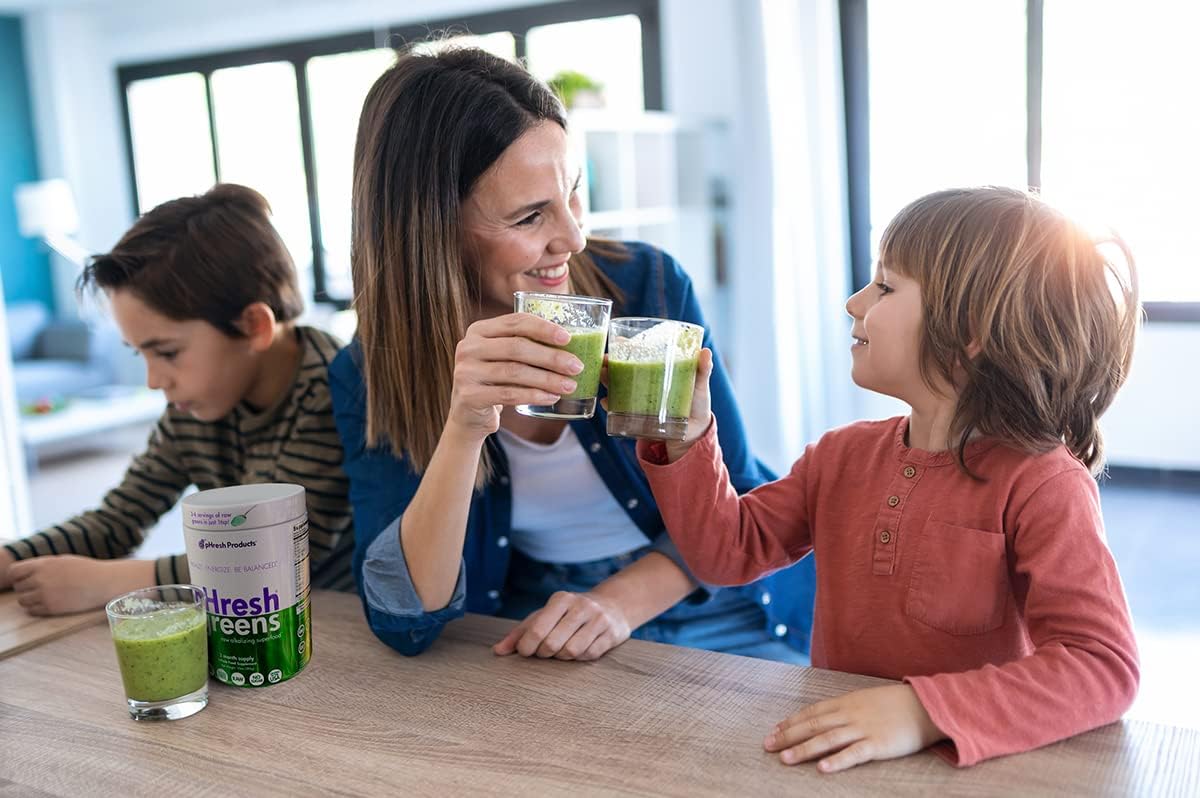 Alkalizing Superfood Greens Powder - 1 Month Supply | Gluten-Free | Natural Enzymes | Raw Nutrients | Ideal for Intermittent Fasting and Keto | 5 Ounces