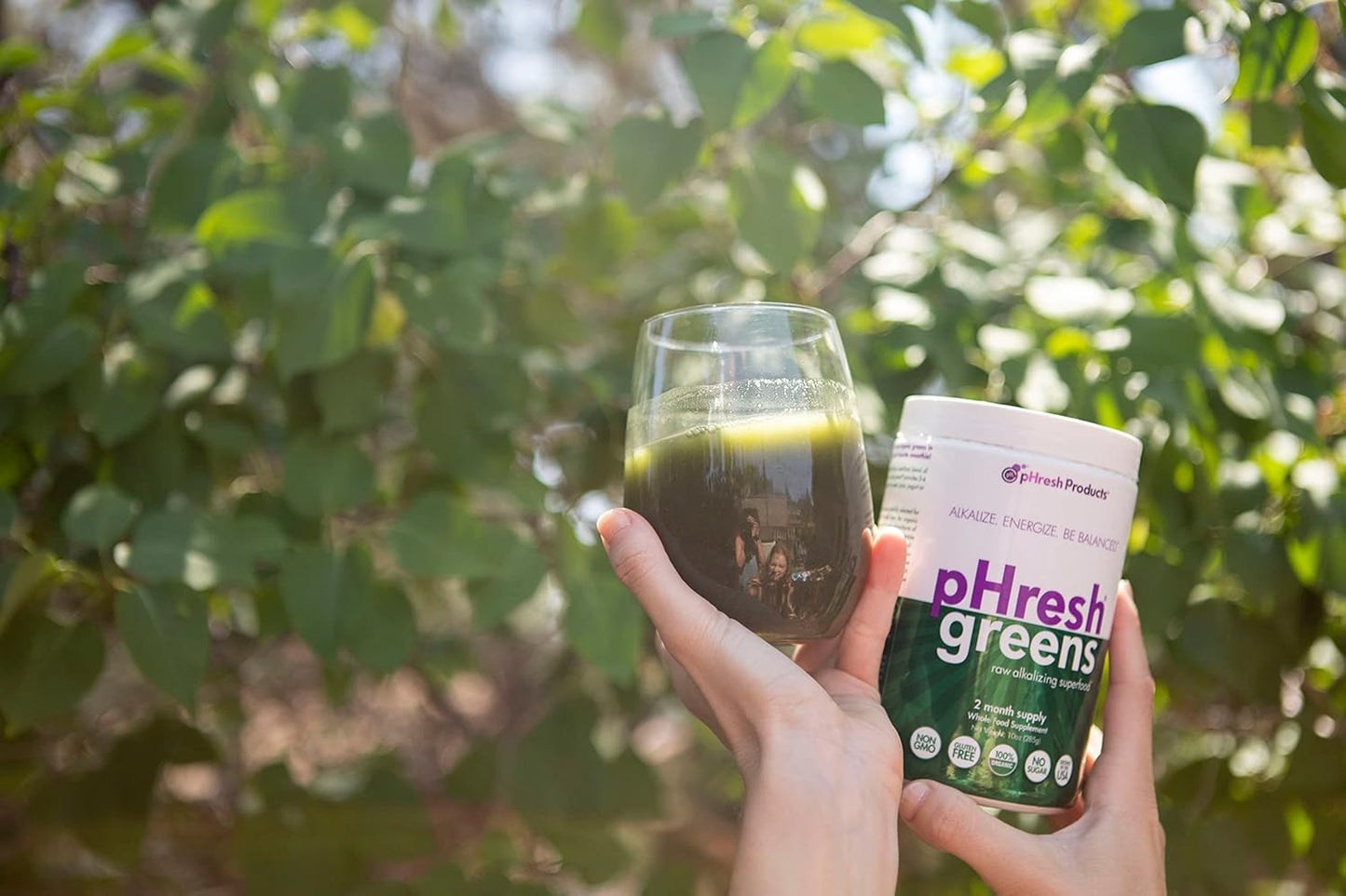 Alkalizing Superfood Greens Powder - 1 Month Supply | Gluten-Free | Natural Enzymes | Raw Nutrients | Ideal for Intermittent Fasting and Keto | 5 Ounces