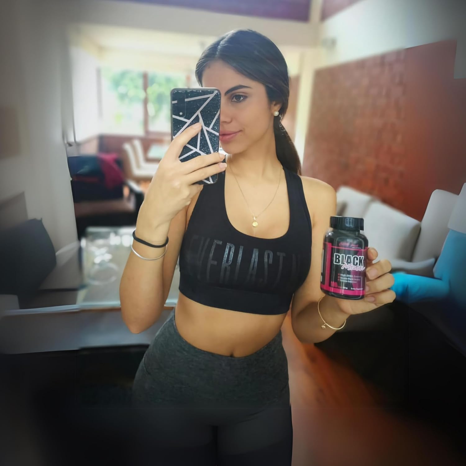 CurvyFruit Black Maca Root Pills - 600mg x 100 for Rapid Butt Growth - Genuine Formula - 31 Day Supply