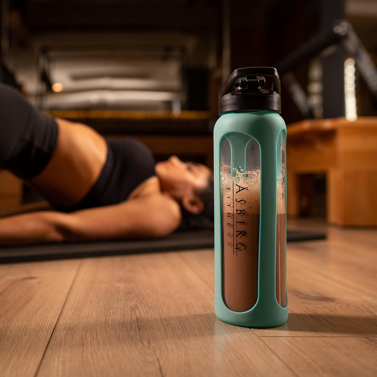 Glass Protein Shaker Bottle with Spiral Ball - Black and Pastel Green - Asbirg Fitness