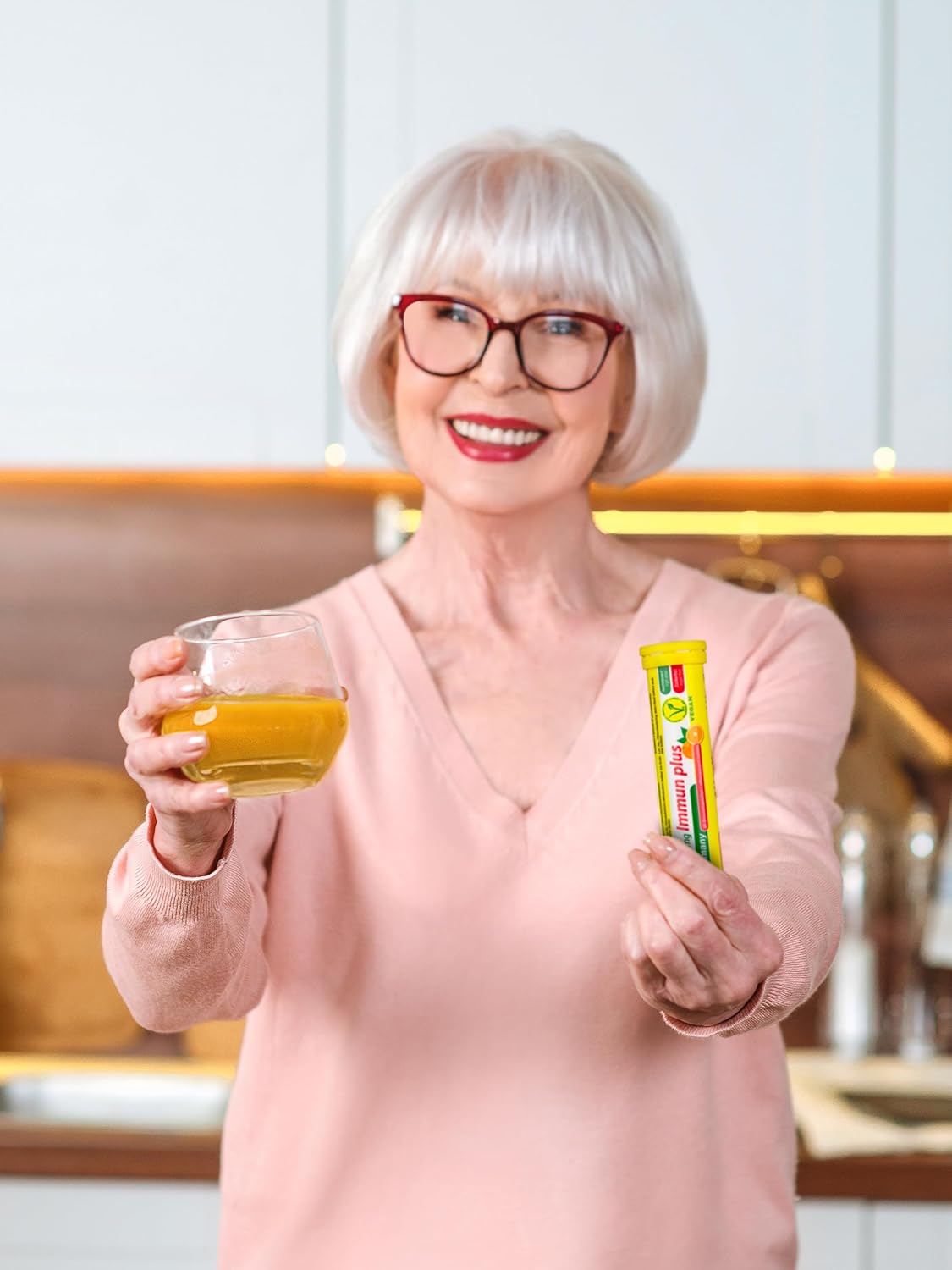 High Strength T&D Oxi C 1000mg Vitamin C Effervescent Tablets - 140 Vegan Orange Flavored Drinks - German Made