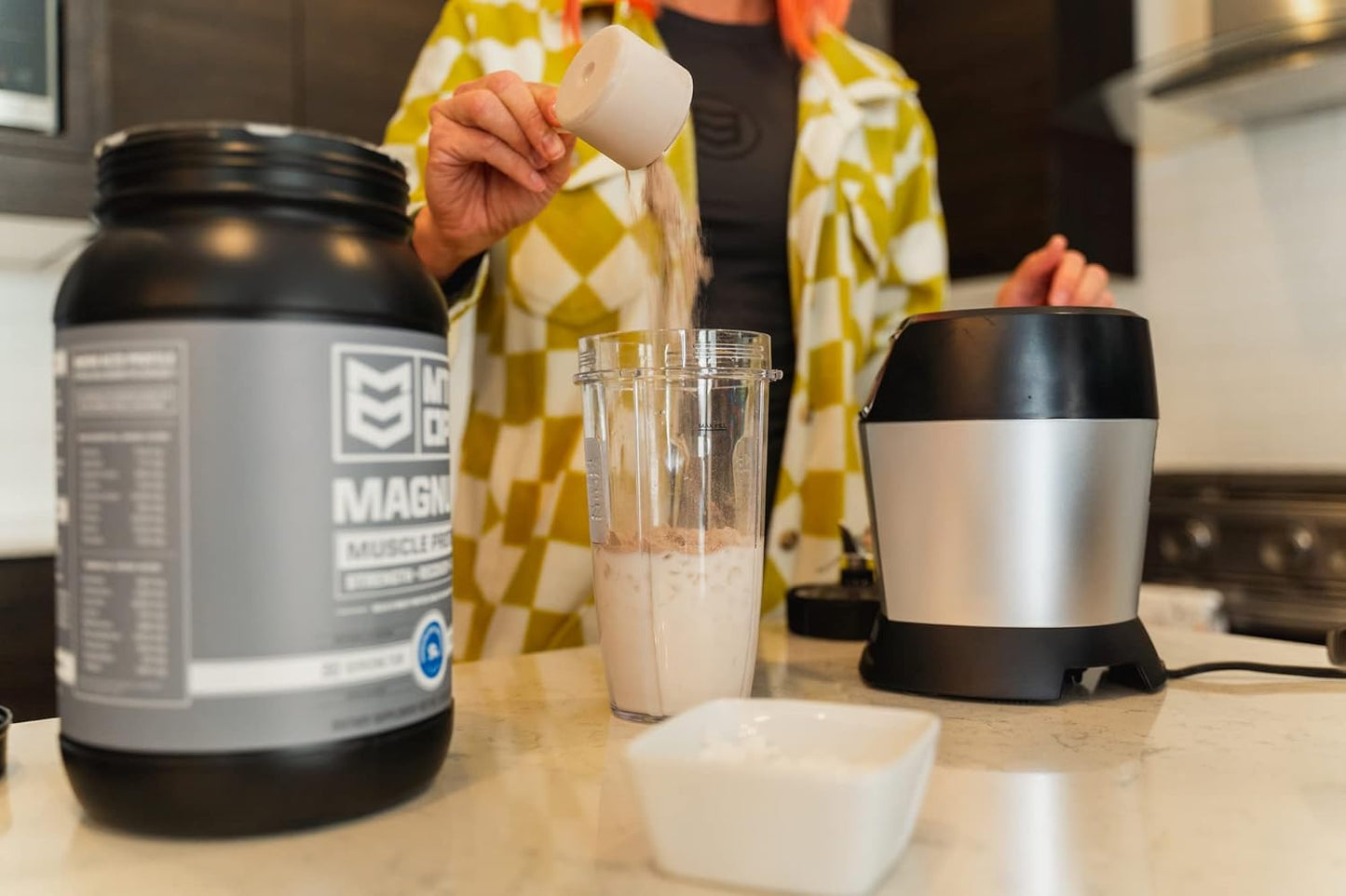 MTN OPS Magnum Strawberries & Cream Protein Powder, 23g Whey Isolate & Milk Protein, BCAAs, Zero Sugar, Gluten Free - 30 Servings