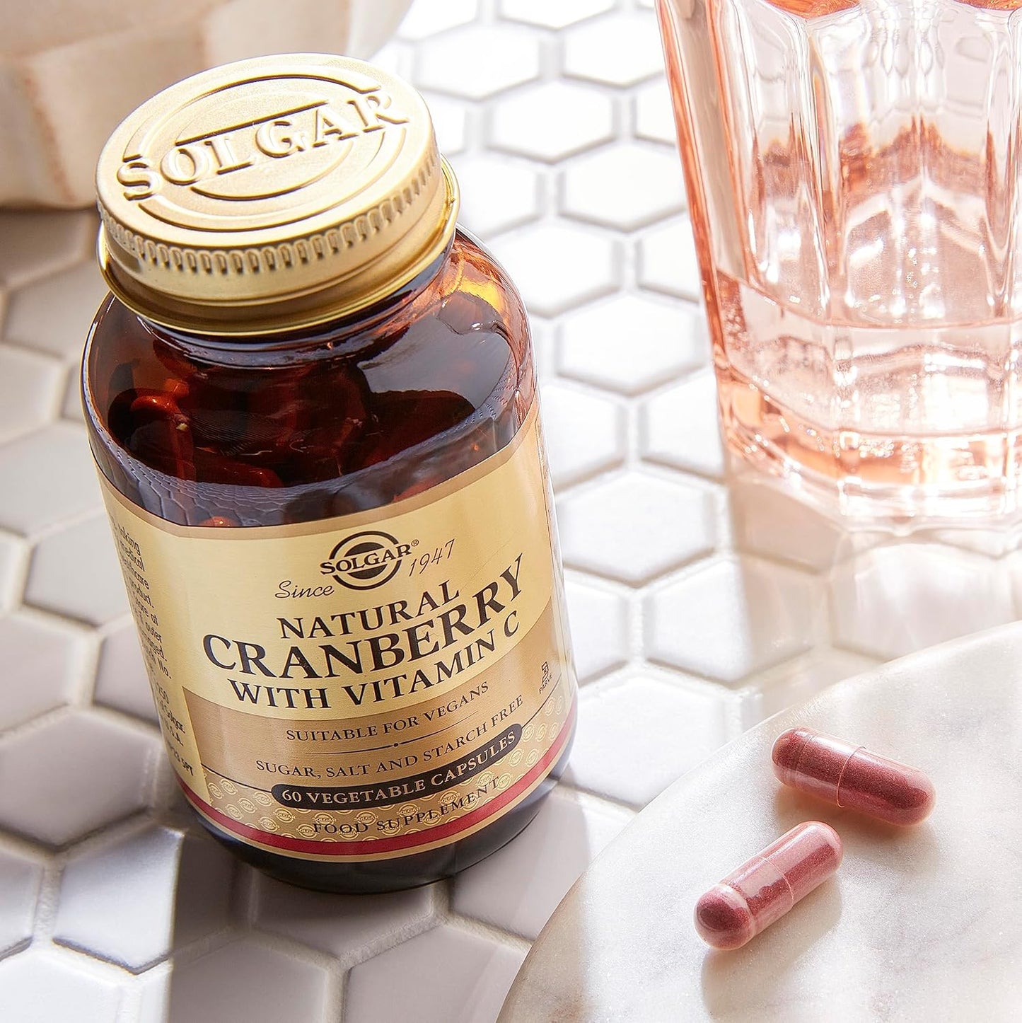 Solgar Cranberry with Vitamin C Capsules - 60 Veggie Caps - Promotes Urinary & Bladder Health - Non-GMO, Vegan, Gluten-Free - 60 Servings