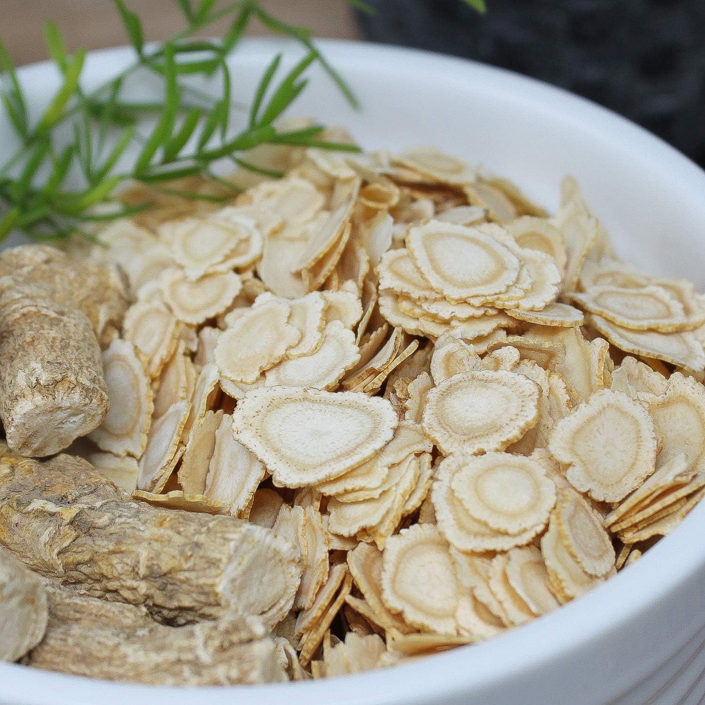 Wisconsin Grown DABC OAK LAND DOL American Ginseng Slices - Ideal for Making Ginseng Tea - Health Benefits - 4oz Bag